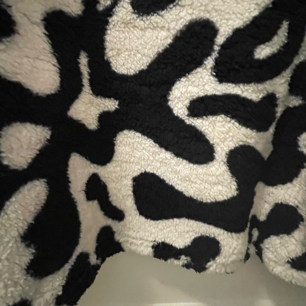 Grayson Threads Fleece - Picture 11 of 12
